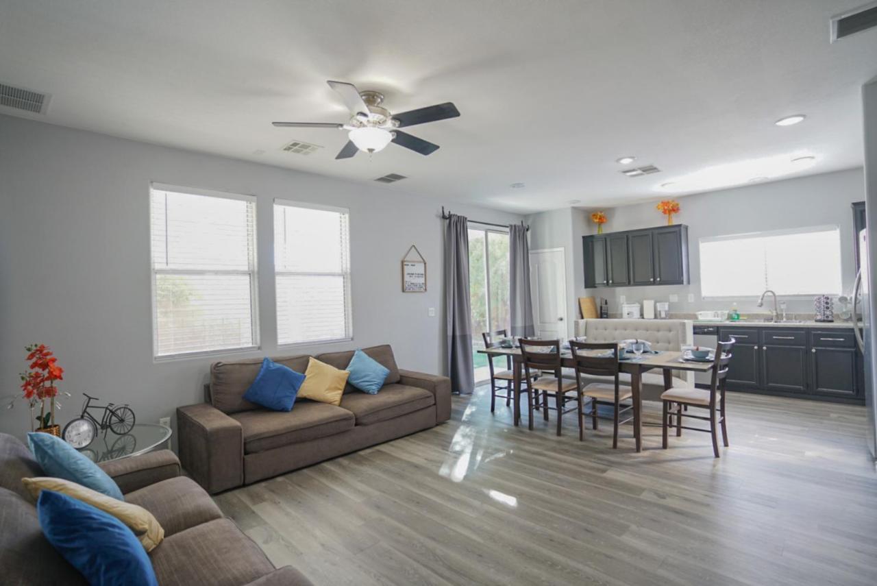Ultra Modern Las Vegas Home 20Min From The Strip 외부 사진