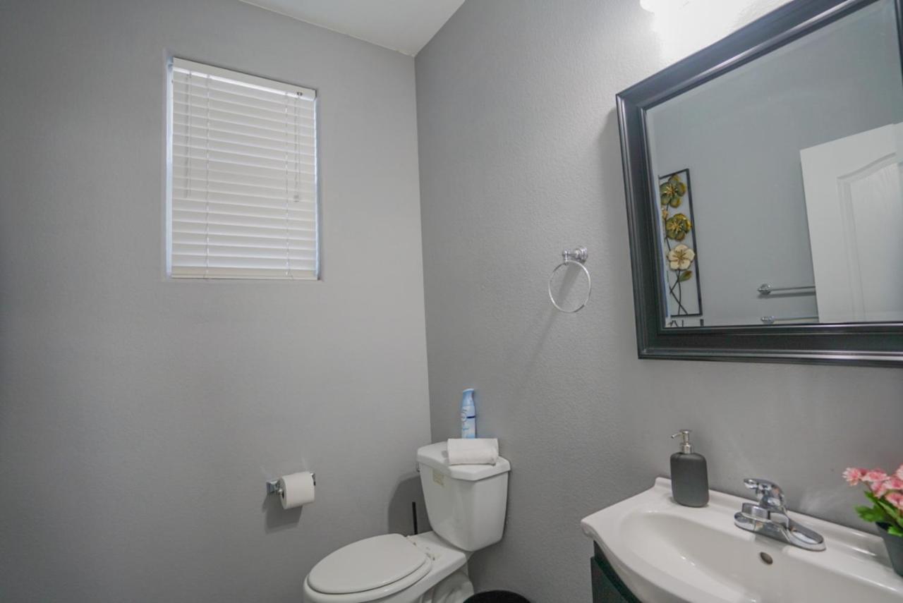 Ultra Modern Las Vegas Home 20Min From The Strip 외부 사진